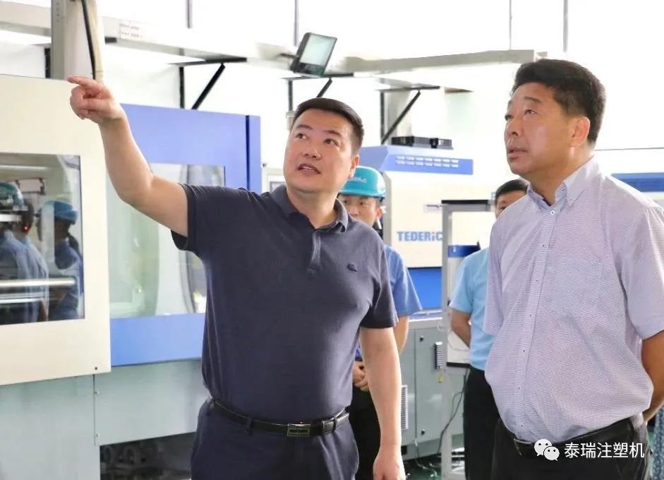 了解泰瑞注塑机在航空航天、汽车、医疗、建材、物流、生活产品方面的应用